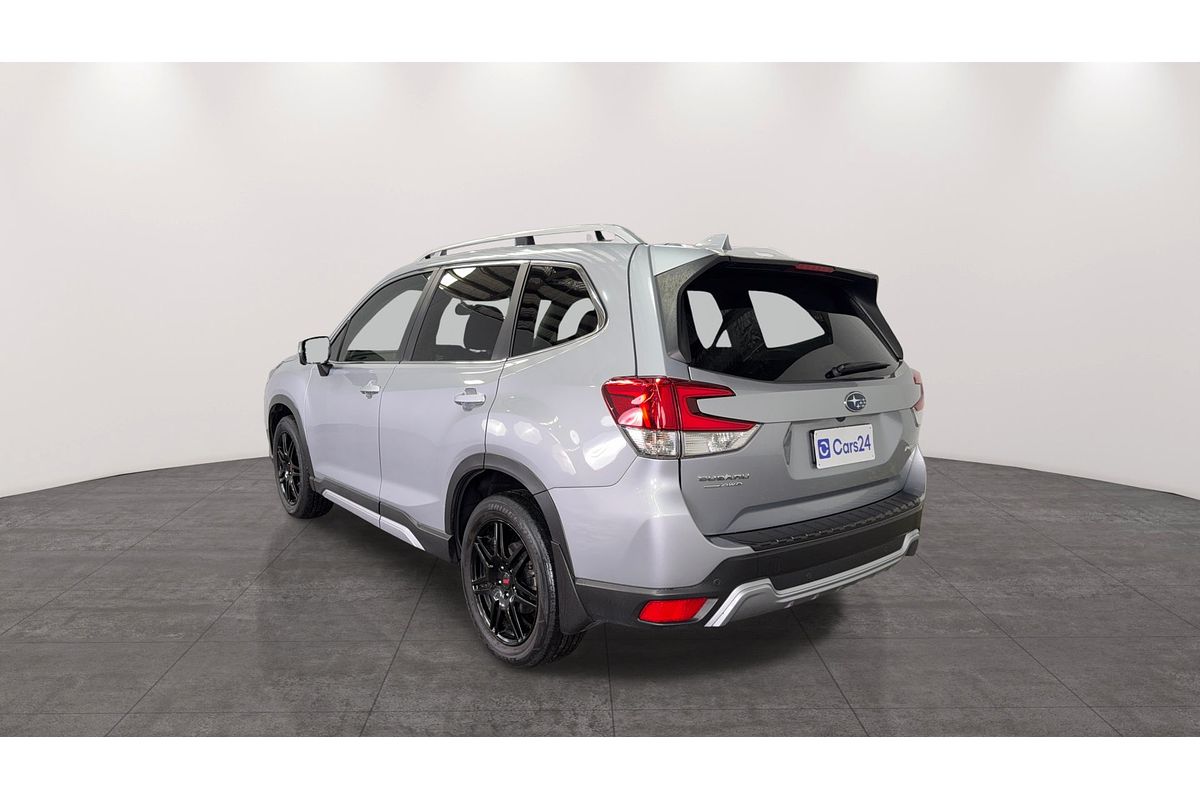 2022 Subaru Forester 2.5i-S S5