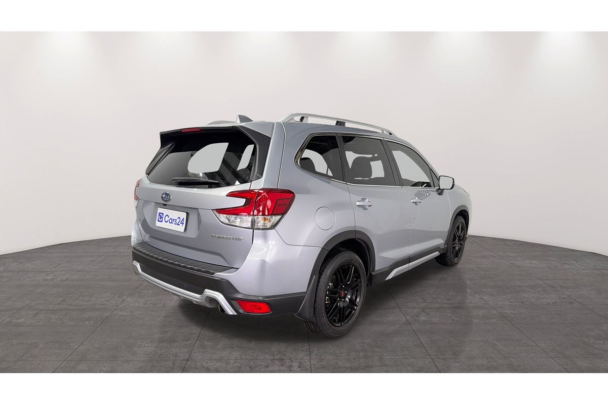 2022 Subaru Forester 2.5i-S S5