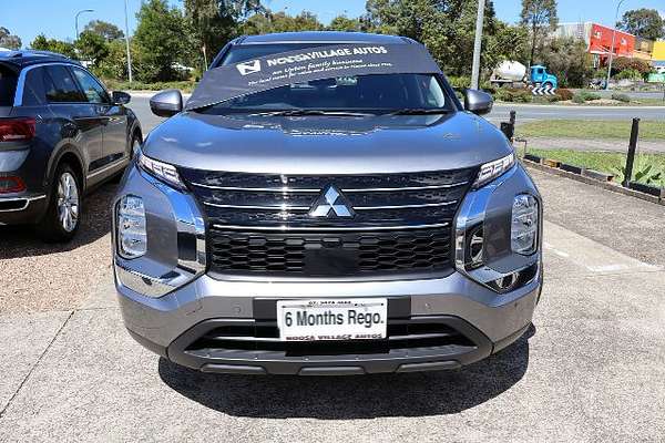 2023 Mitsubishi Outlander ES ZM