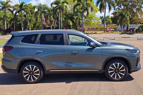 2025 Chery Tiggo 8 Super Hybrid Ultimate T31