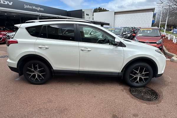 2016 Toyota RAV4 GXL ZSA42R