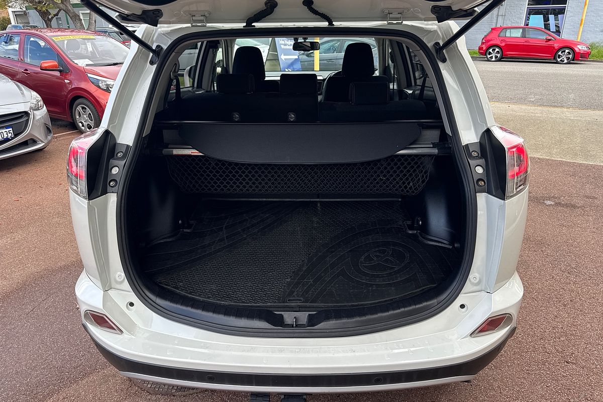 2016 Toyota RAV4 GXL ZSA42R