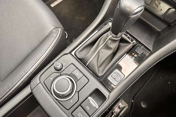 2022 Mazda CX-3 Akari DK