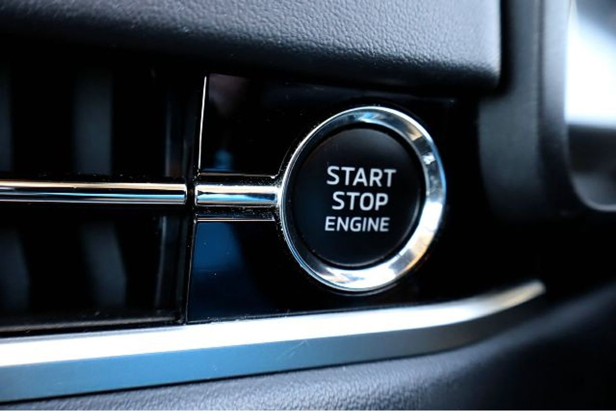 2023 Mitsubishi Outlander ES ZM
