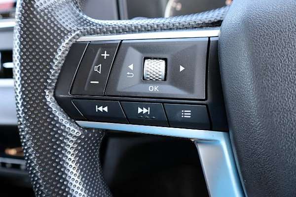 2023 Mitsubishi Outlander ES ZM