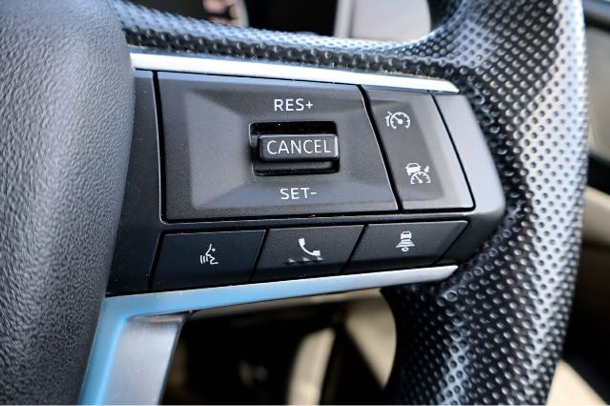 2023 Mitsubishi Outlander ES ZM