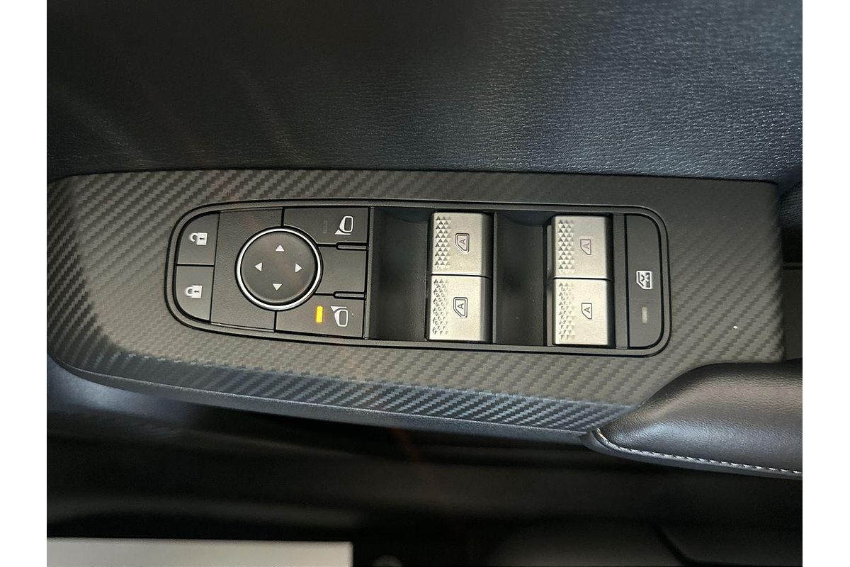 2024 Mitsubishi Outlander ES ZM