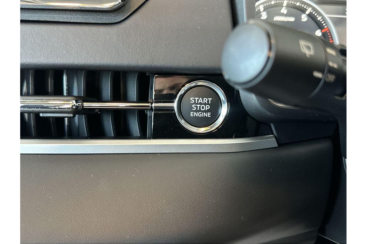 2024 Mitsubishi Outlander ES ZM