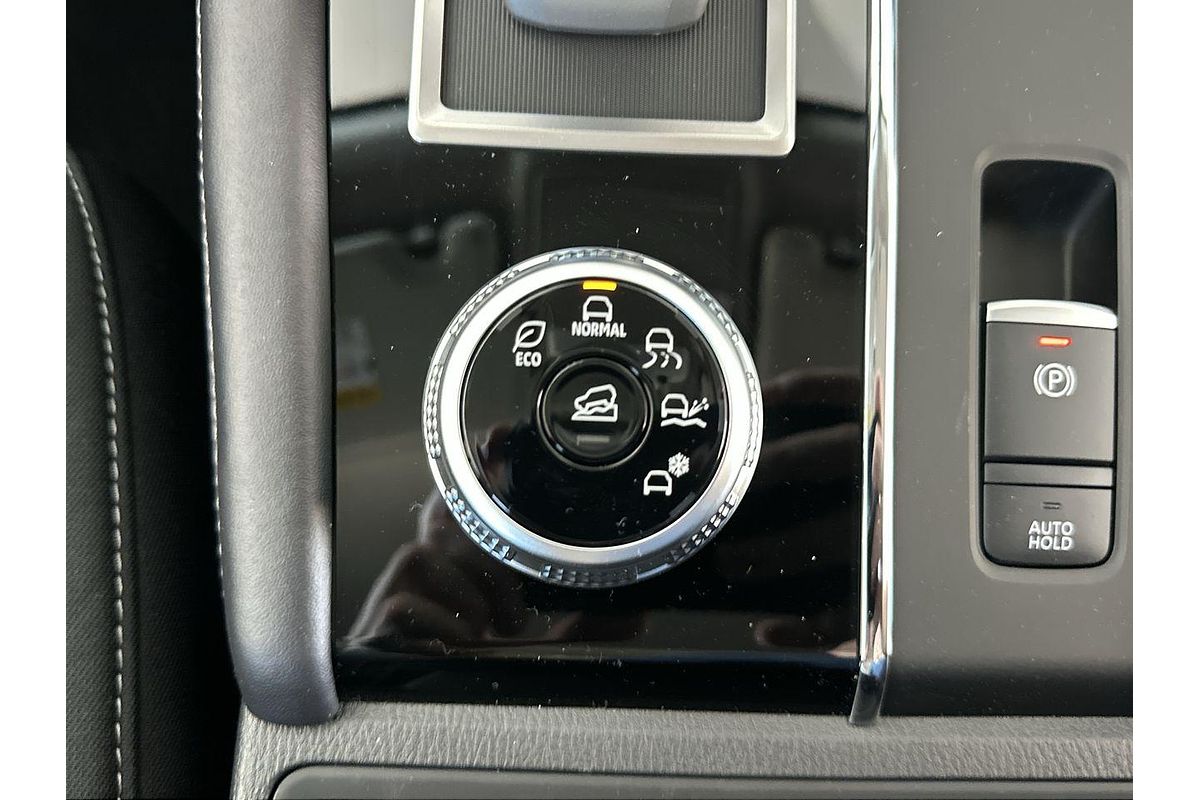 2024 Mitsubishi Outlander ES ZM