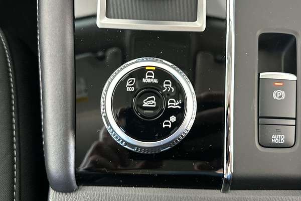 2024 Mitsubishi Outlander ES ZM