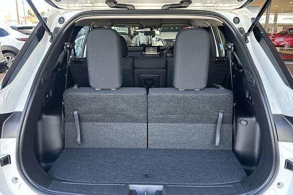 2024 Mitsubishi Outlander ES ZM