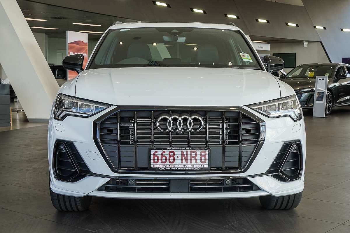 2024 Audi Q3 40 TFSI S line F3