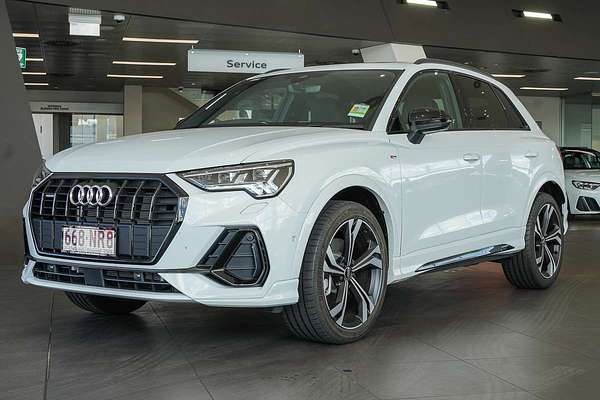 2024 Audi Q3 40 TFSI S line F3