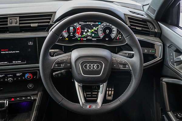2024 Audi Q3 40 TFSI S line F3
