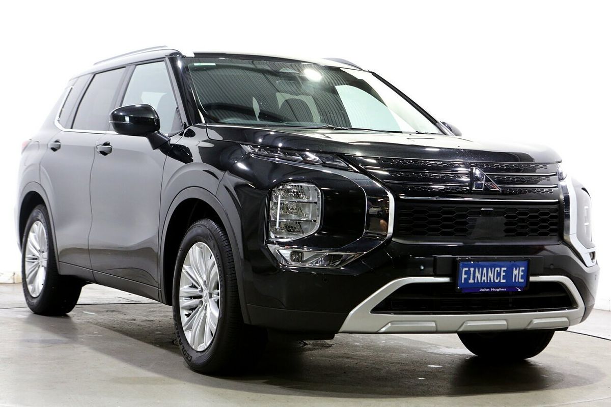 2024 Mitsubishi Outlander LS ZM