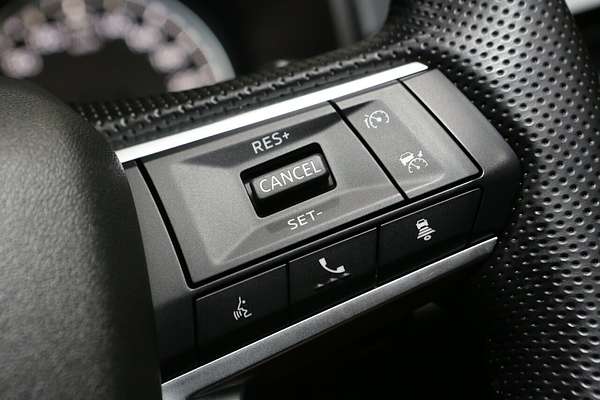 2024 Mitsubishi Outlander LS ZM