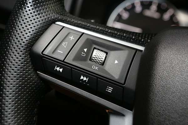 2024 Mitsubishi Outlander LS ZM
