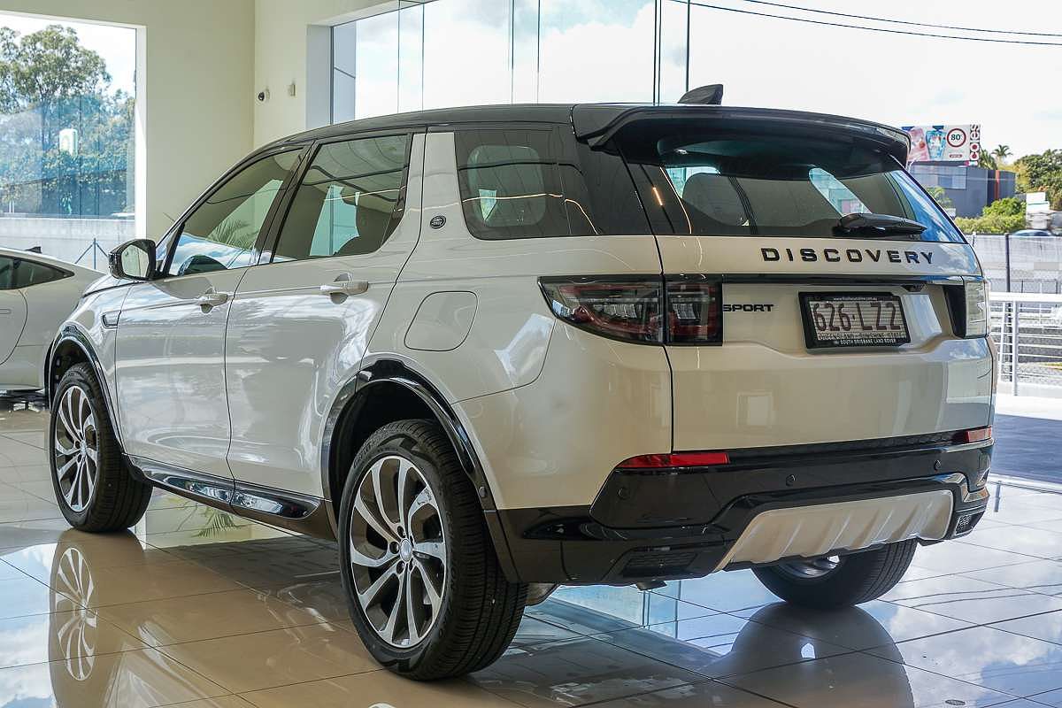 2024 Land Rover Discovery Sport P300e Dynamic SE L550