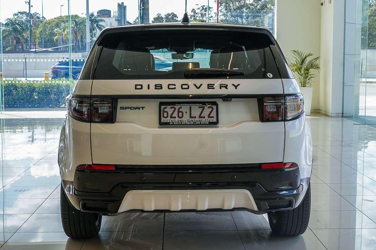 2024 Land Rover Discovery Sport P300e Dynamic SE L550