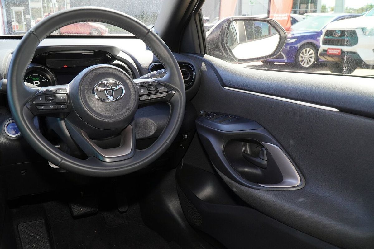 2022 Toyota Yaris SX Hybrid MXPH10R