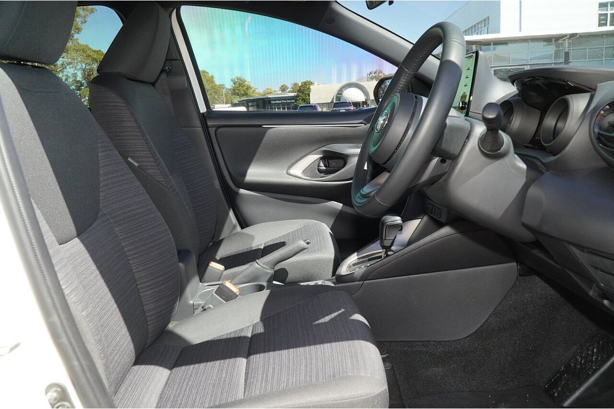 2022 Toyota Yaris SX Hybrid MXPH10R