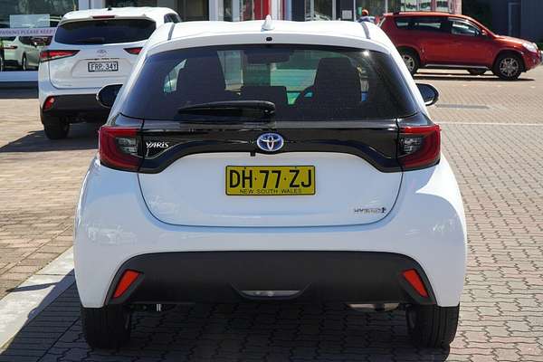 2022 Toyota Yaris SX Hybrid MXPH10R