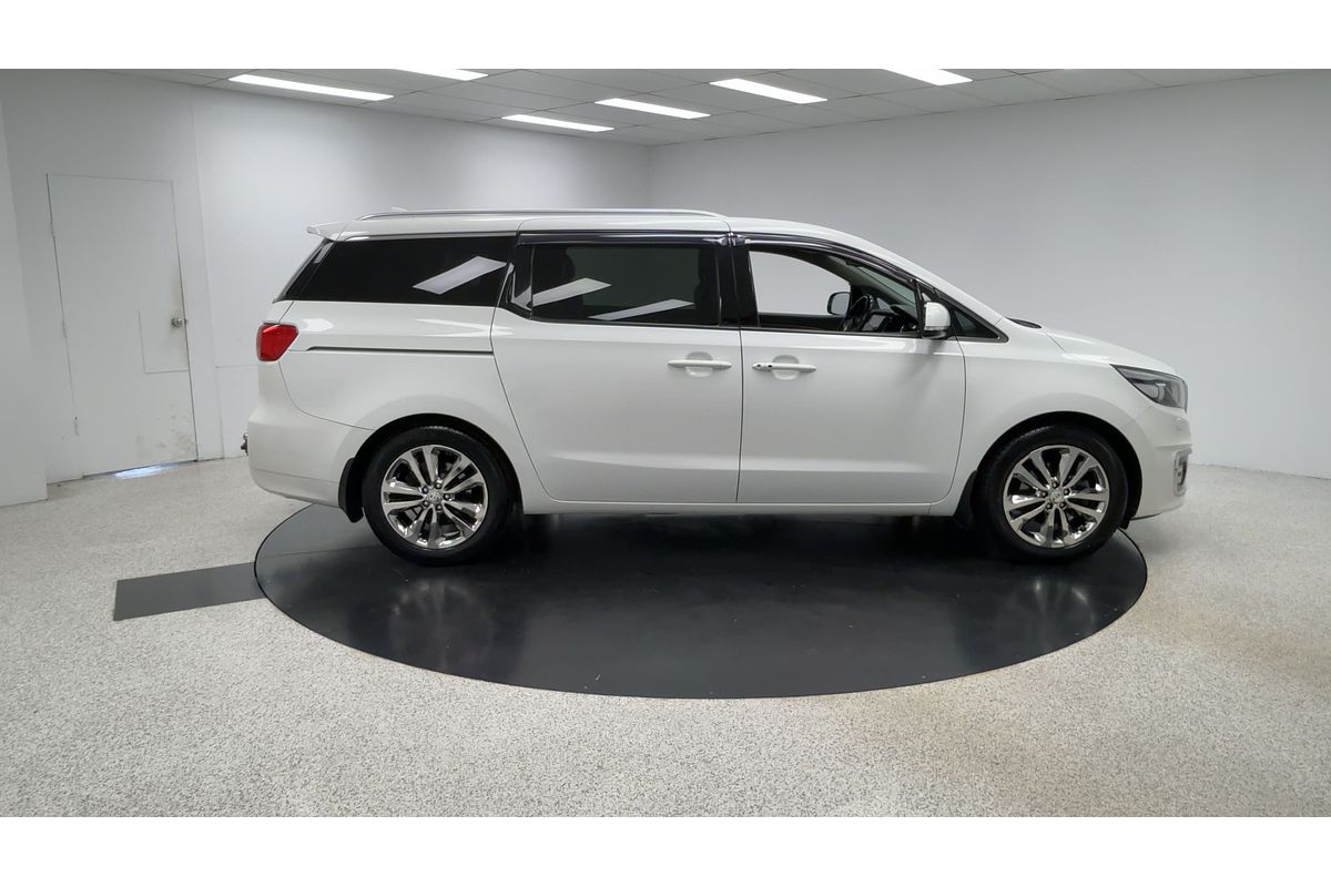 2016 Kia Carnival Platinum YP