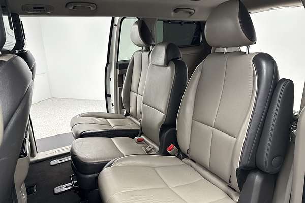2016 Kia Carnival Platinum YP