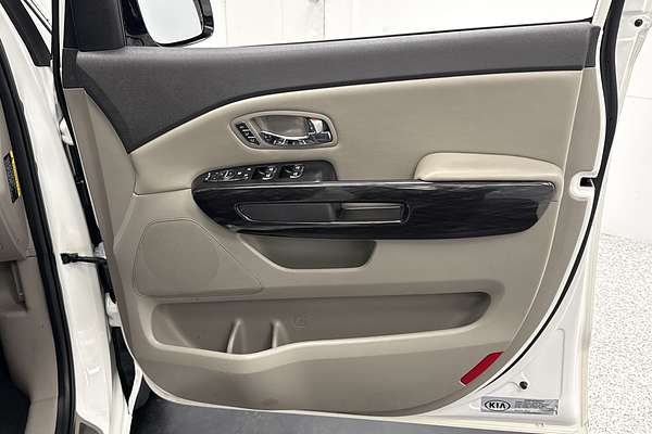 2016 Kia Carnival Platinum YP
