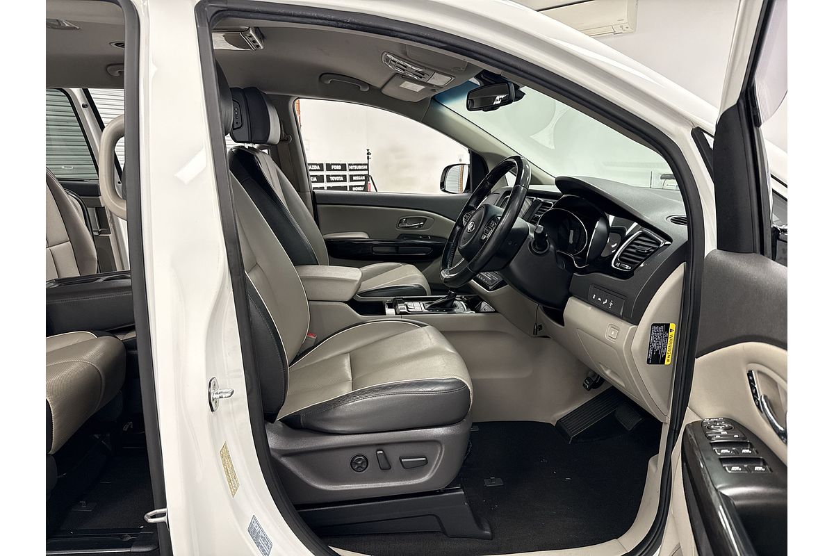 2016 Kia Carnival Platinum YP