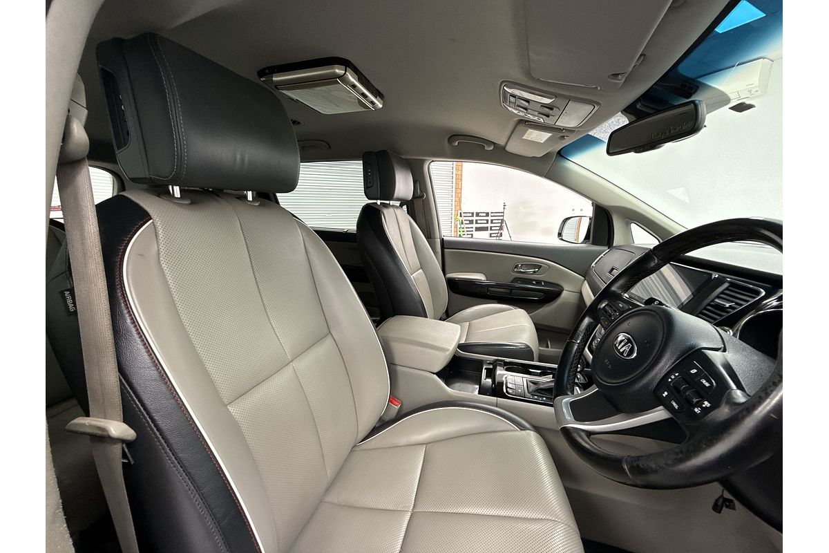 2016 Kia Carnival Platinum YP