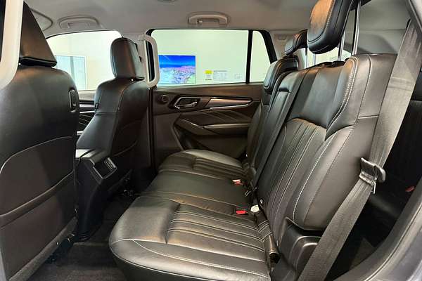 2024 Isuzu MU-X LS-T