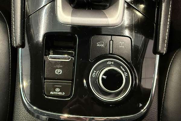2024 Isuzu MU-X LS-T