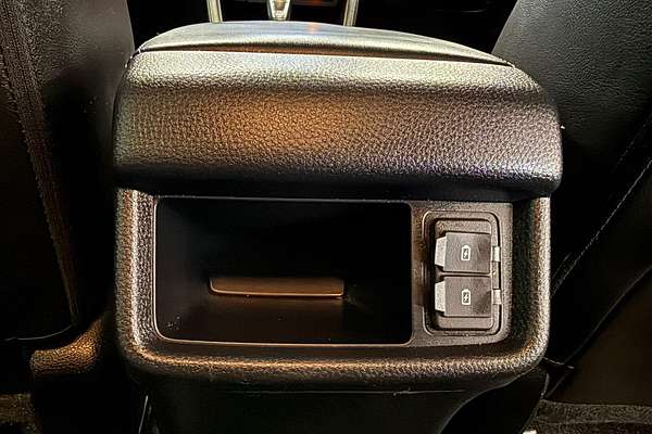 2024 Isuzu MU-X LS-T