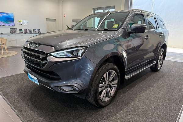 2024 Isuzu MU-X LS-T