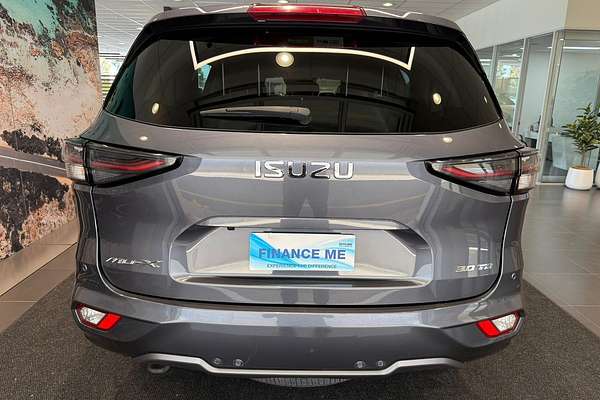 2024 Isuzu MU-X LS-T