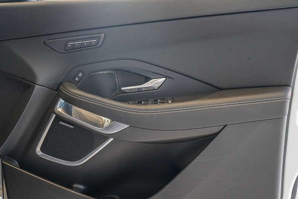 2024 Jaguar E-PACE P250 R-Dynamic SE X540