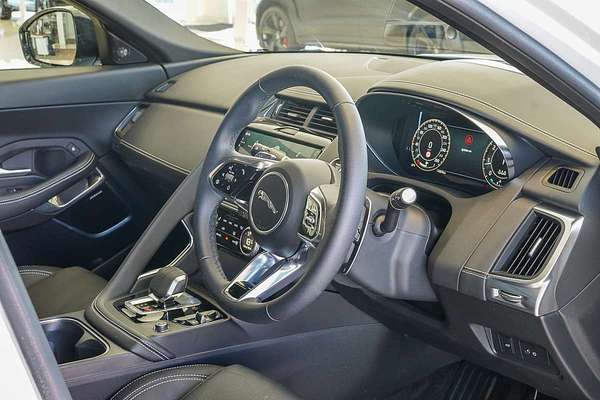 2024 Jaguar E-PACE P250 R-Dynamic SE X540