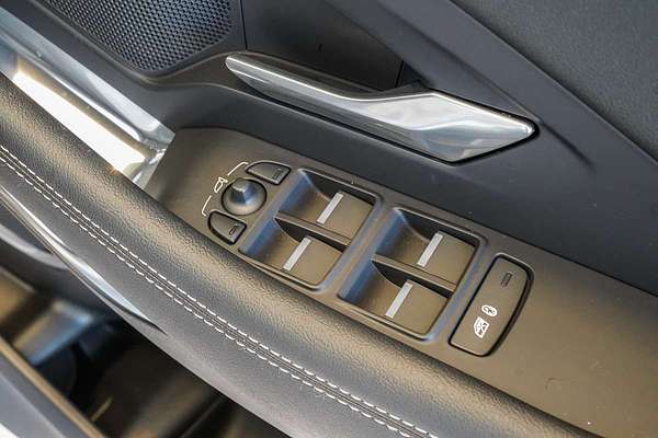2024 Jaguar E-PACE P250 R-Dynamic SE X540