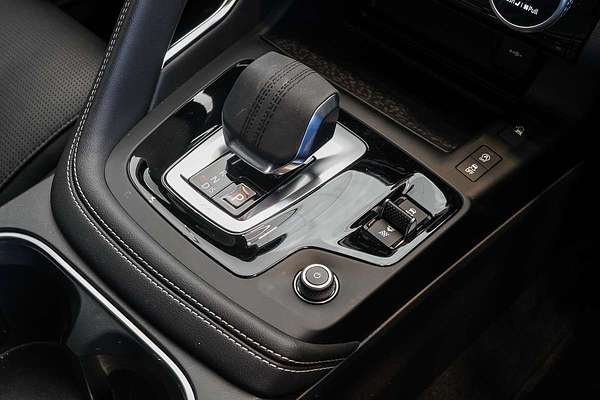2024 Jaguar E-PACE P250 R-Dynamic SE X540