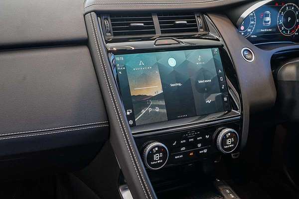 2024 Jaguar E-PACE P250 R-Dynamic SE X540