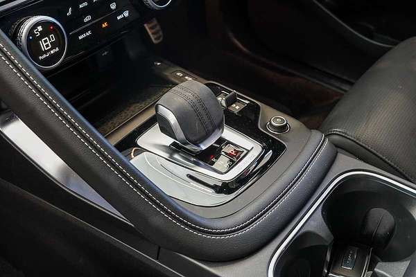 2024 Jaguar E-PACE P250 R-Dynamic SE X540
