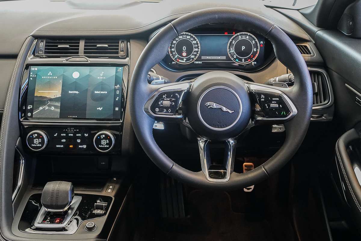 2024 Jaguar E-PACE P250 R-Dynamic SE X540