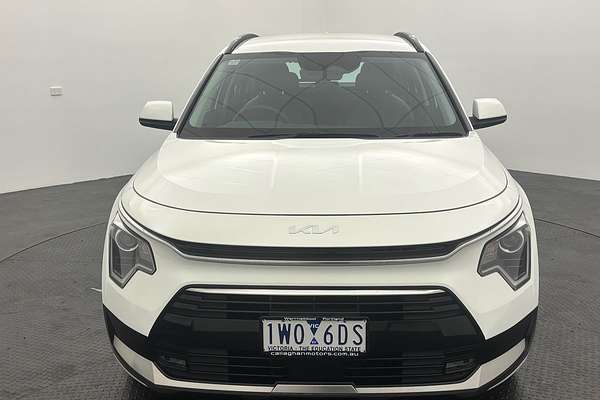 2022 Kia Niro Hybrid S DE