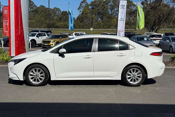 2021 Toyota Corolla SX MZEA12R