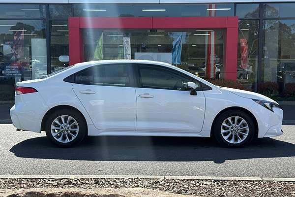 2021 Toyota Corolla SX MZEA12R