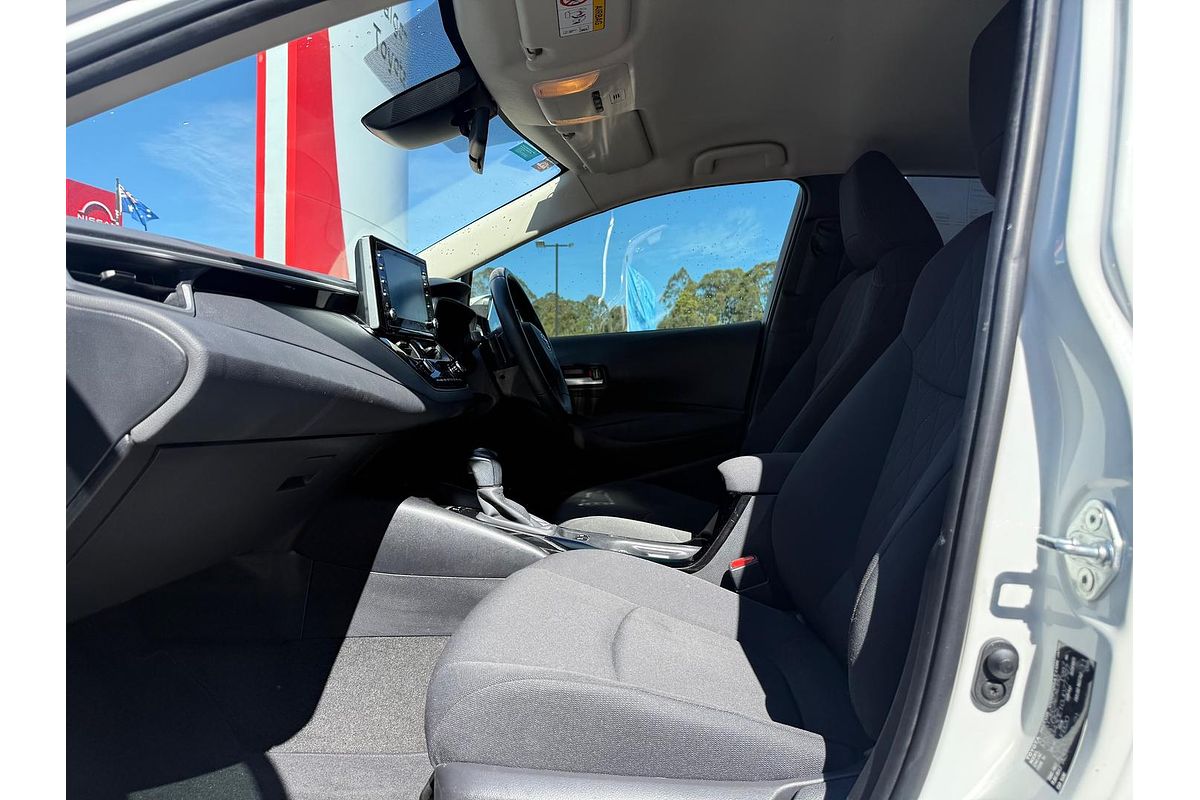 2021 Toyota Corolla SX MZEA12R