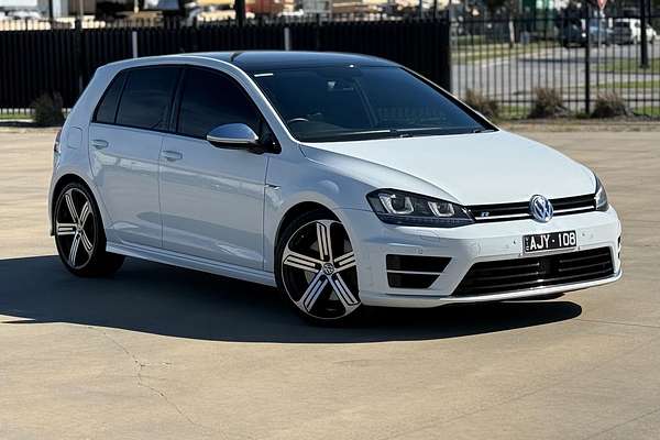 2016 Volkswagen Golf R 7