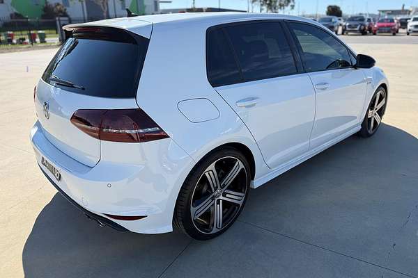 2016 Volkswagen Golf R 7