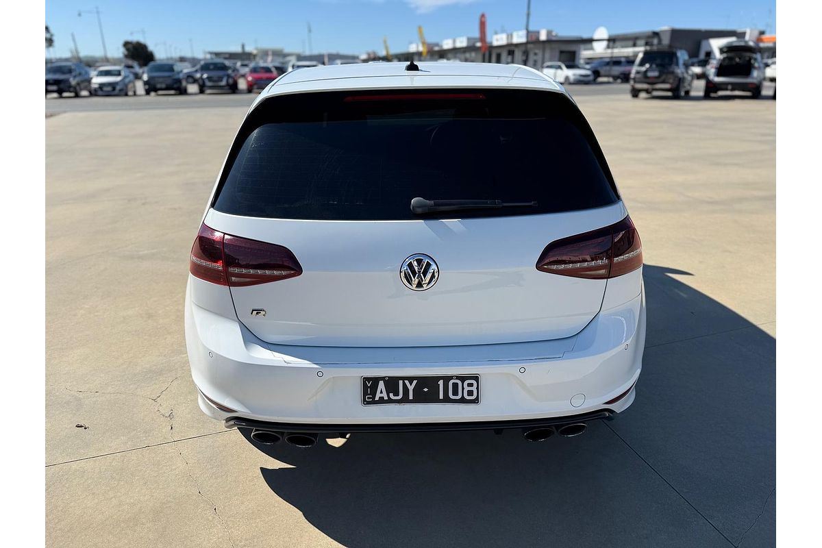 2016 Volkswagen Golf R 7